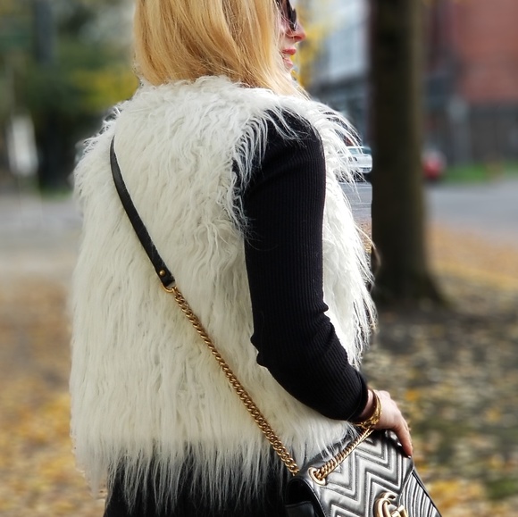 White Faux Fur Vest - Picture 3 of 4
